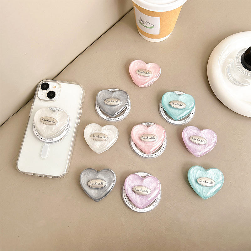 Smart Accessories - ที่จับโทรศัพท์แบบมีลายเปลือกหอยสไตล์เกาหลี INS พร้อมลายหัวใจ ที่จับอเนกประสงค์สำหรับ iPhone และ