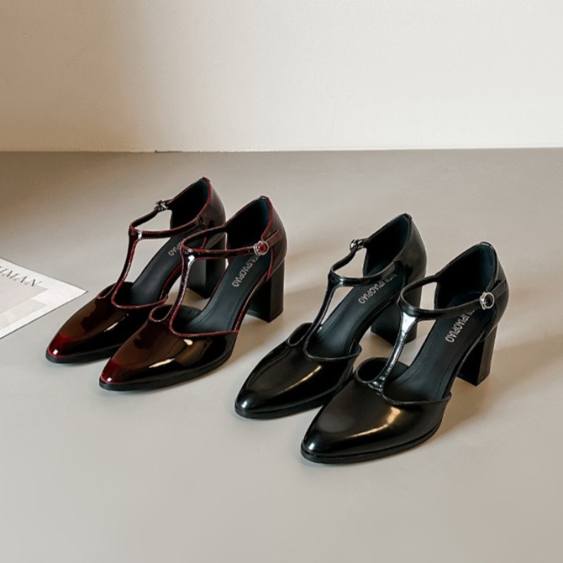 รองเท้าแมรี่เจนสีดำ ส้นสูง รอง - Leather Classic Strap บทวิจารณ์และราคา